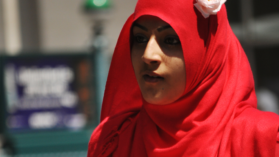Areabian Muslim Girls Chudai Vid - 10 ways to empower Muslim women in your community | SoundVision.com